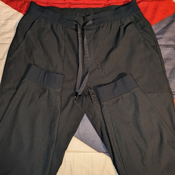 Lululemon Jogger - Picture 1 of 5